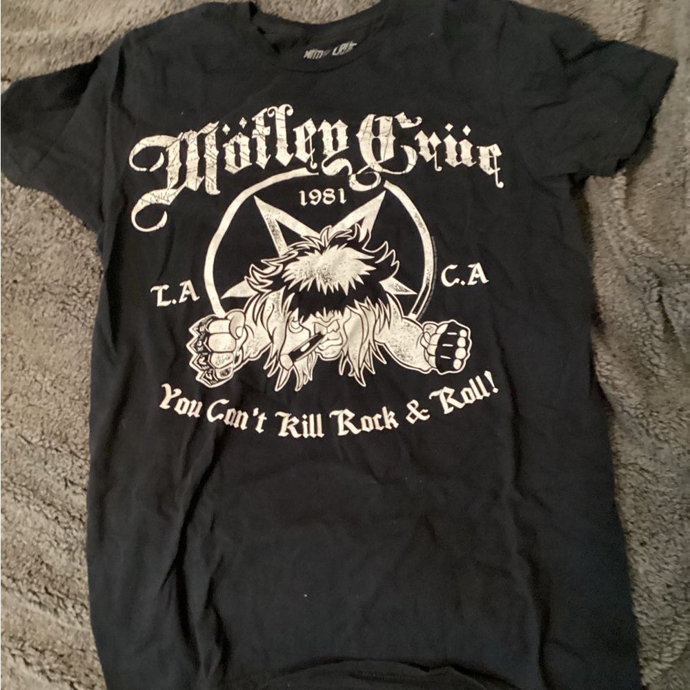 Black Mötley Crüe Graphic T-Shirt